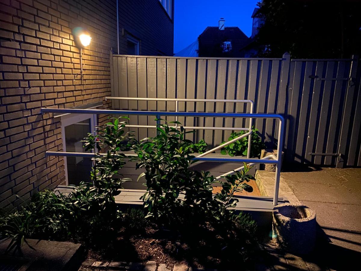 Lovely Top Floor Apart Copenhagen Near Airport, Metro And The Beach Ngoại thất bức ảnh