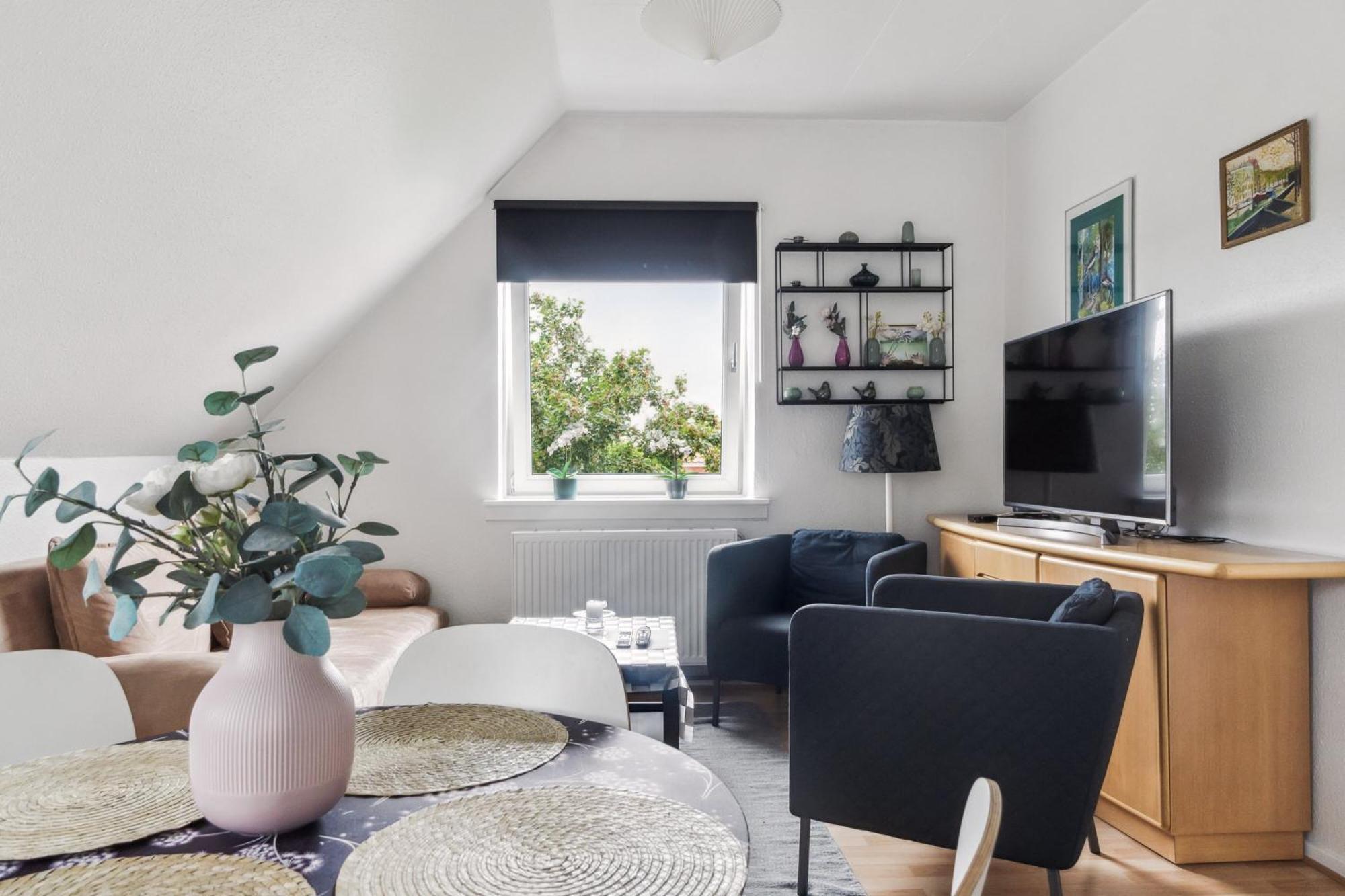 Lovely Top Floor Apart Copenhagen Near Airport, Metro And The Beach Ngoại thất bức ảnh
