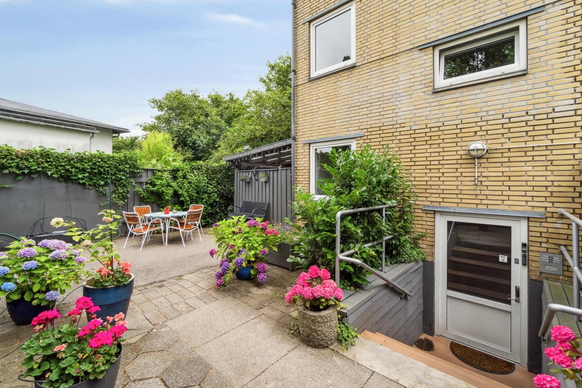 Lovely Top Floor Apart Copenhagen Near Airport, Metro And The Beach Ngoại thất bức ảnh